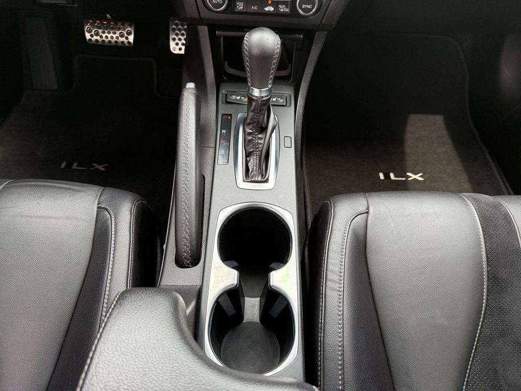 2019 Acura ILX w/Premium/A-Spec Pkg