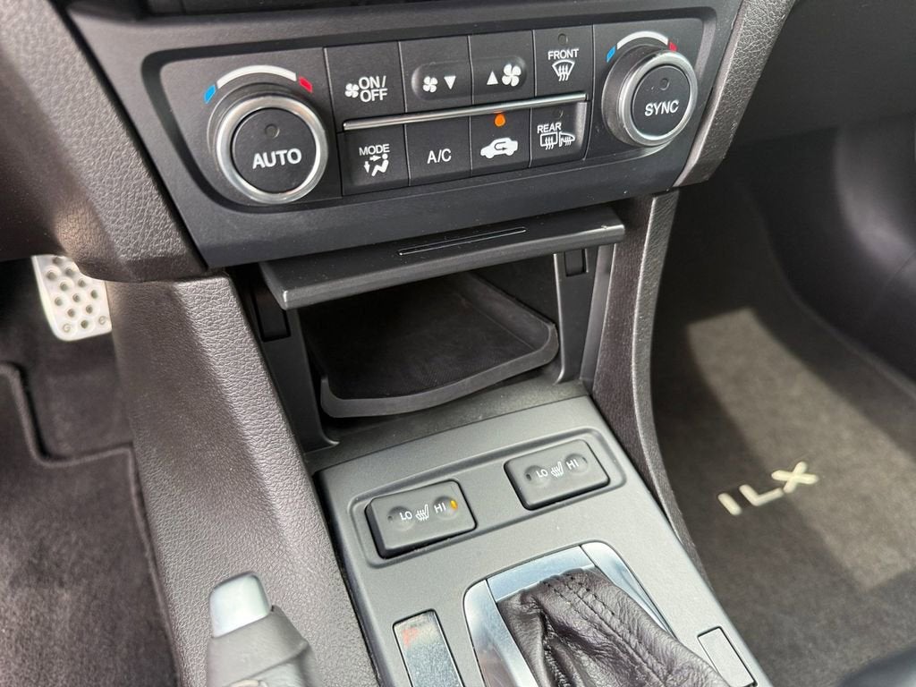 2019 Acura ILX w/Premium/A-Spec Pkg