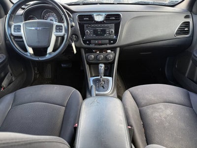 2014 Chrysler 200 Touring