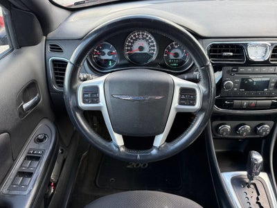 2014 Chrysler 200 Touring