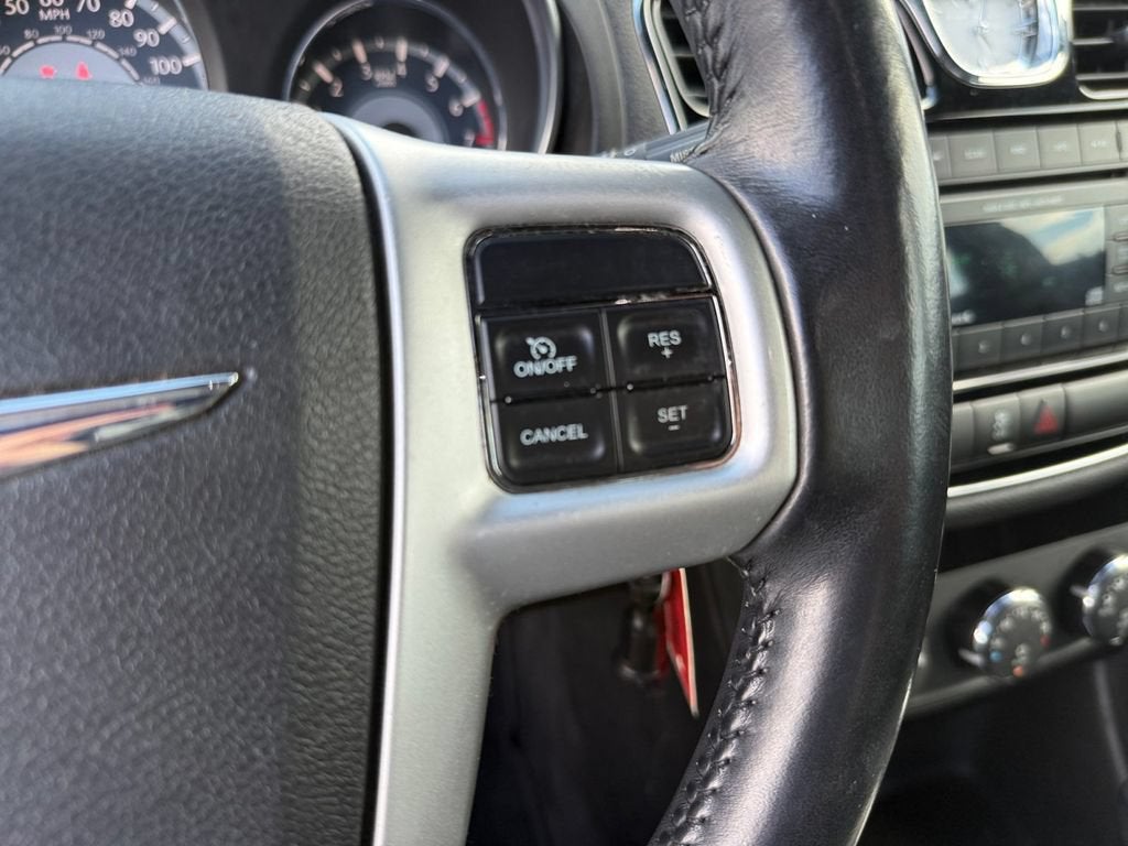 2014 Chrysler 200 Touring