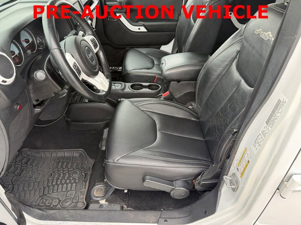 2014 Jeep Wrangler Unlimited Polar Edition