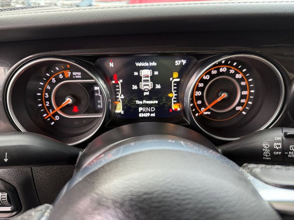 2020 Jeep Wrangler Unlimited Sahara Altitude