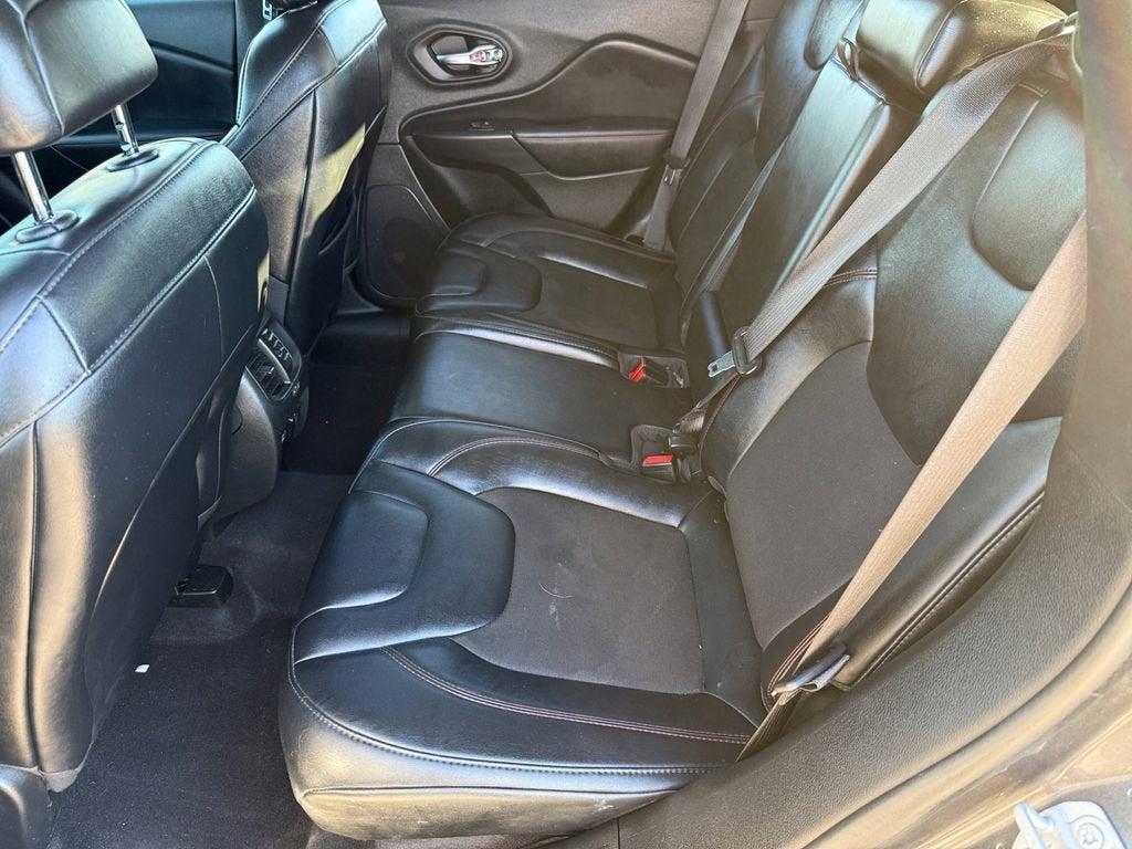 2022 Jeep Cherokee Trailhawk