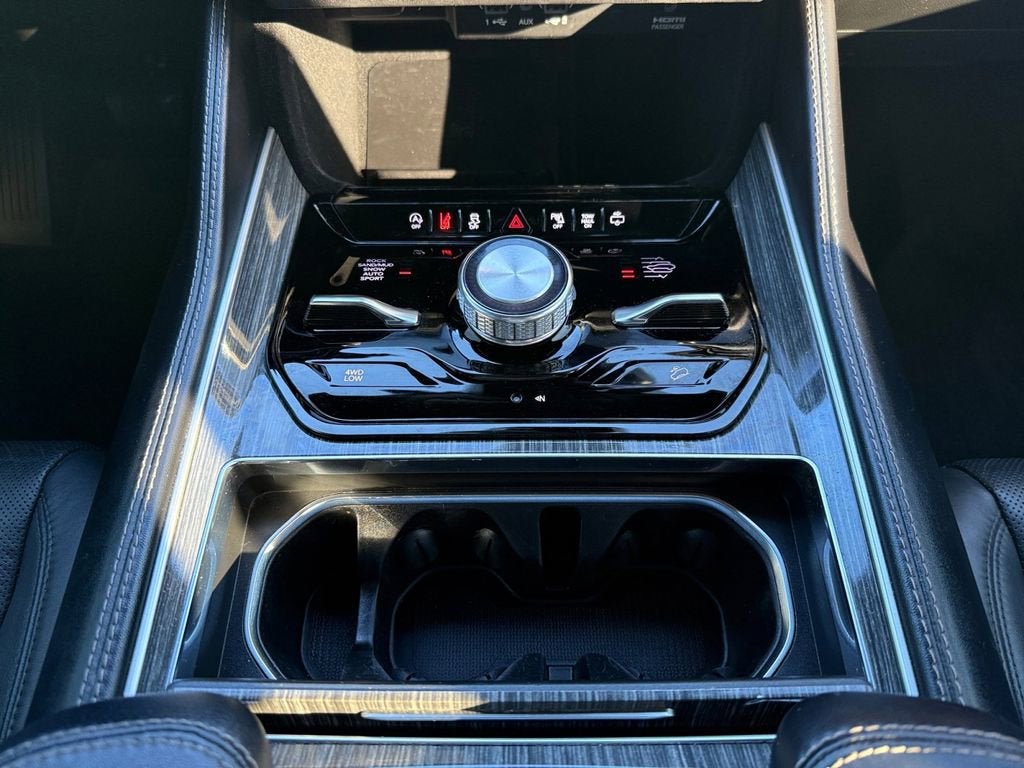 2022 Jeep Wagoneer Series III