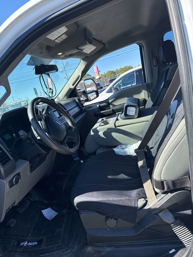 2017 Ford Super Duty F-350 DRW XLT