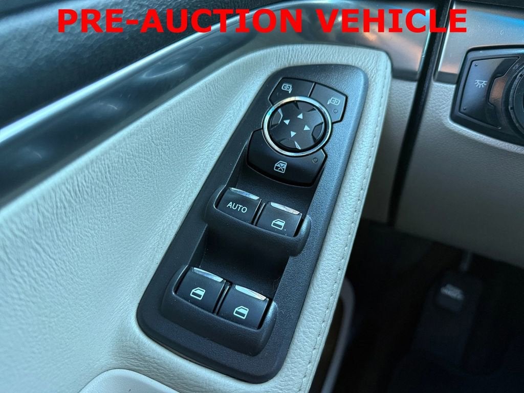 2013 Ford Explorer Base