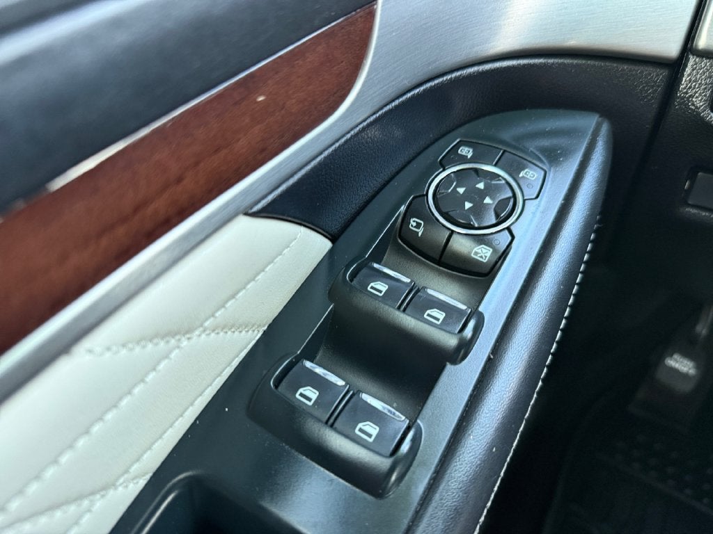 2019 Ford Explorer Platinum