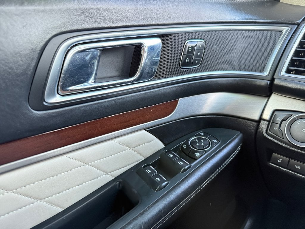 2019 Ford Explorer Platinum