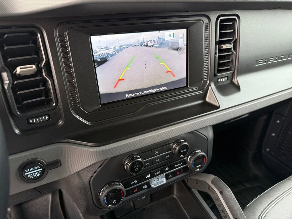 2023 Ford Bronco Base