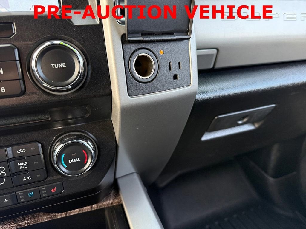 2017 Ford Super Duty F-250 SRW Lariat