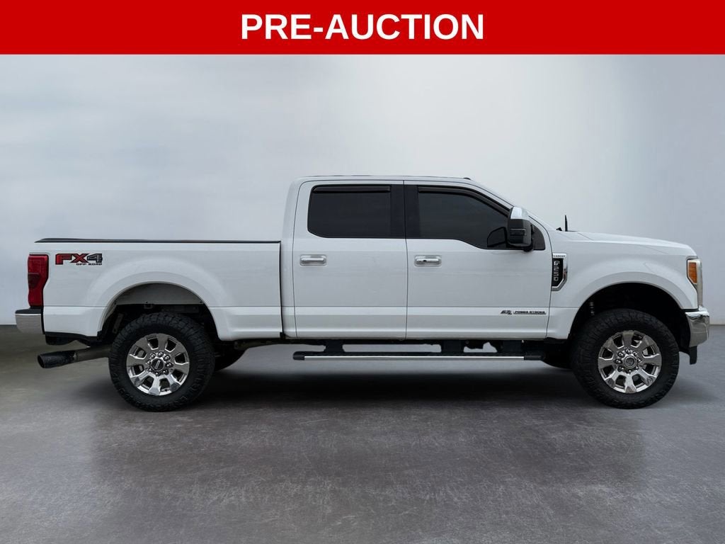2017 Ford Super Duty F-250 SRW Lariat