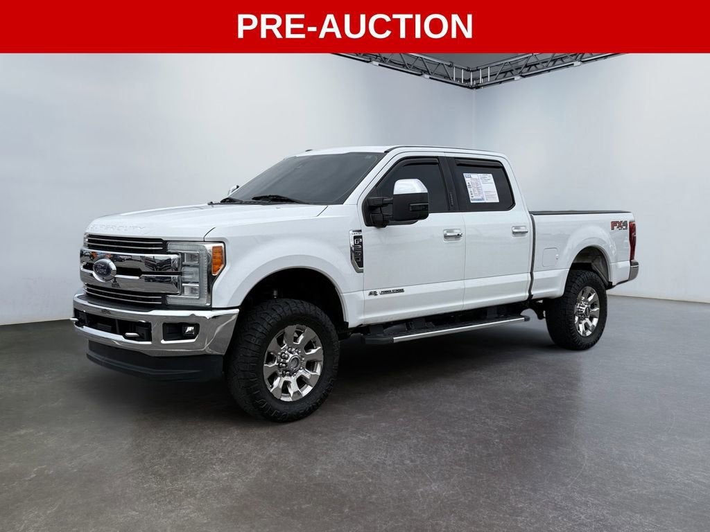 2017 Ford Super Duty F-250 SRW Lariat