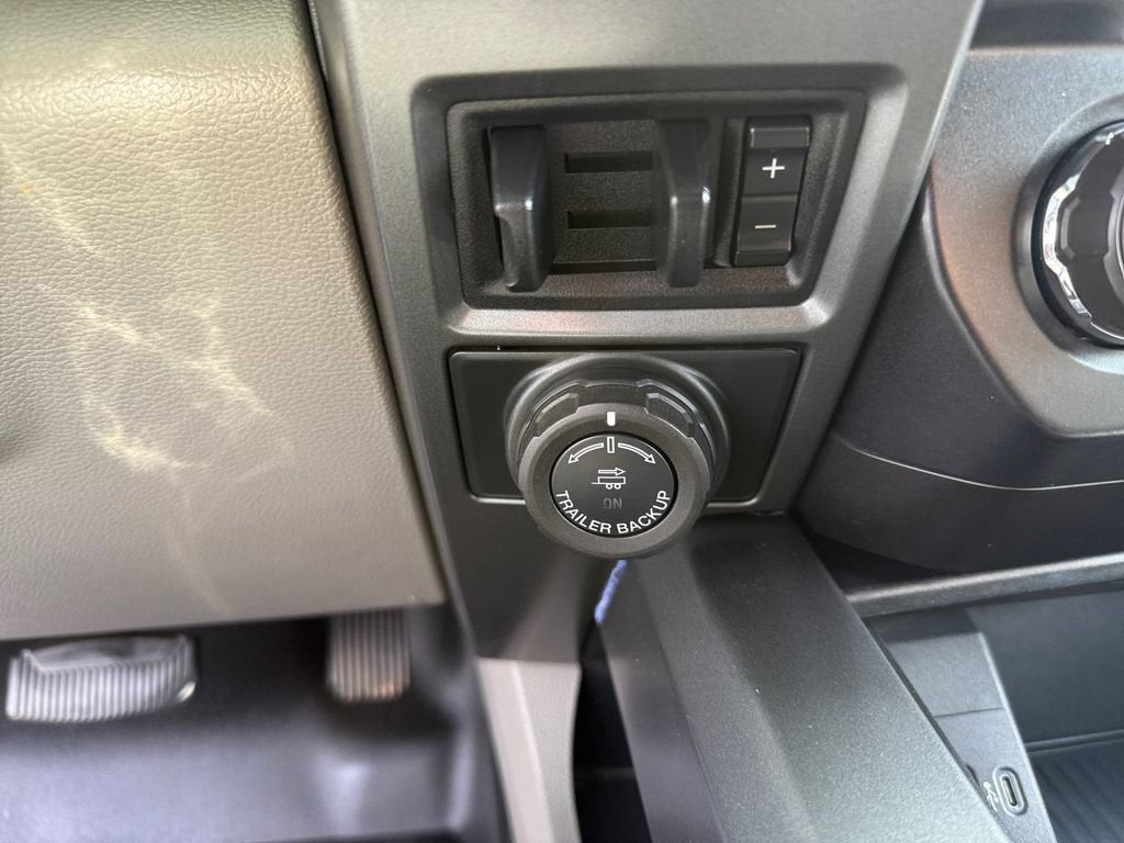 2022 Ford Super Duty F-350 DRW XL