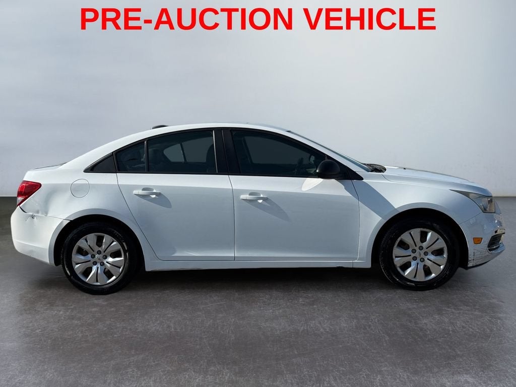 Used 2015 Chevrolet Cruze LS with VIN 1G1PA5SH5F7270135 for sale in Alcoa, TN
