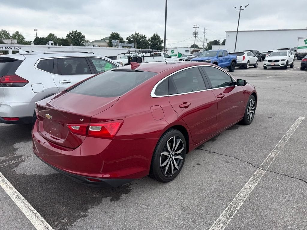 2017 Chevrolet Malibu LT