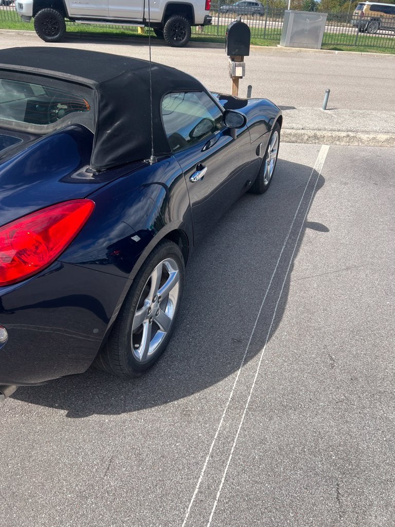 2006 Pontiac Solstice Base