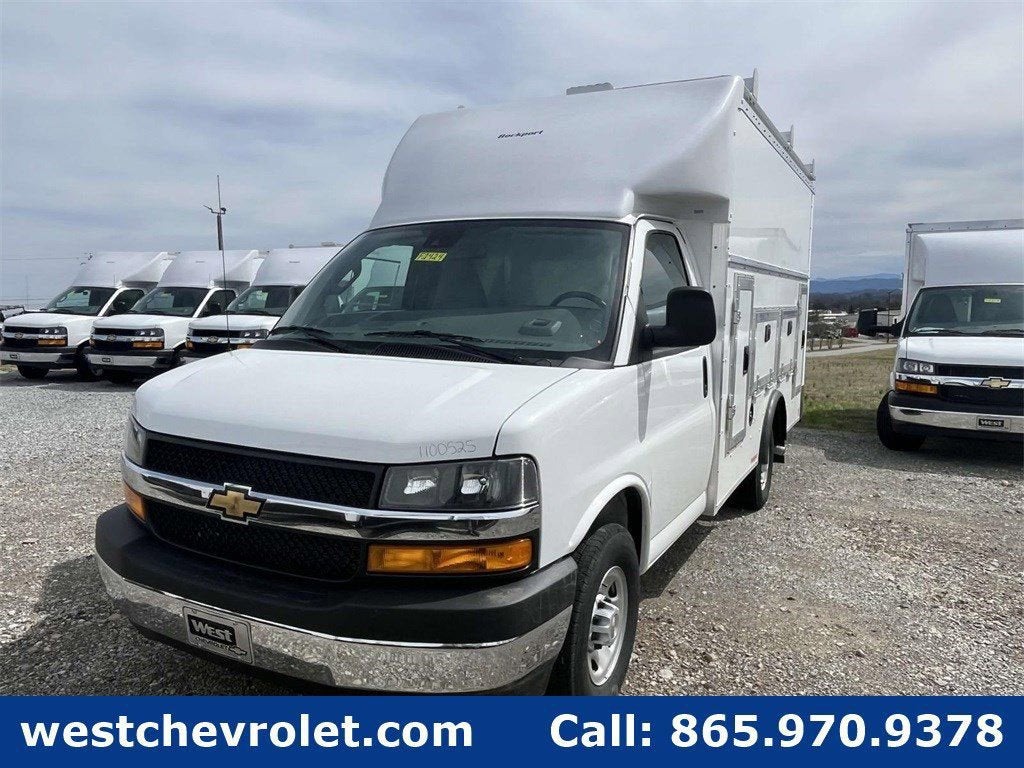2025 Chevrolet Express Cutaway 3500 1WT