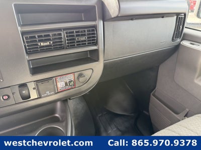 2025 Chevrolet Express Cutaway 3500 1WT