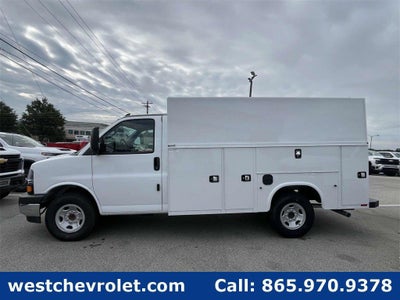 2025 Chevrolet Express Cutaway 3500 1WT
