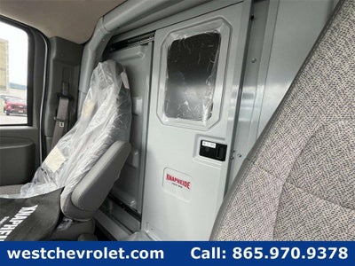 2025 Chevrolet Express Cutaway 3500 1WT