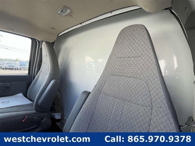 2025 Chevrolet Express Cutaway 3500 1WT