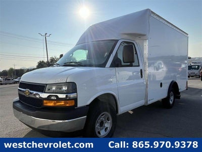 2025 Chevrolet Express Cutaway 3500 1WT