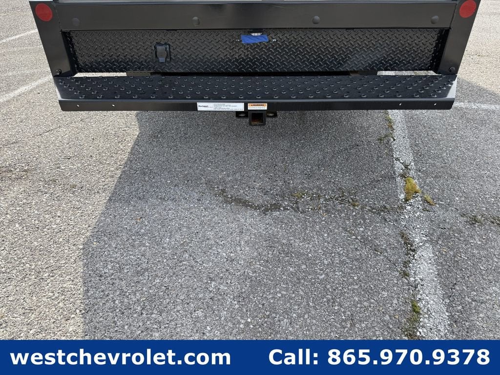 2025 Chevrolet Express Cutaway 3500 1WT