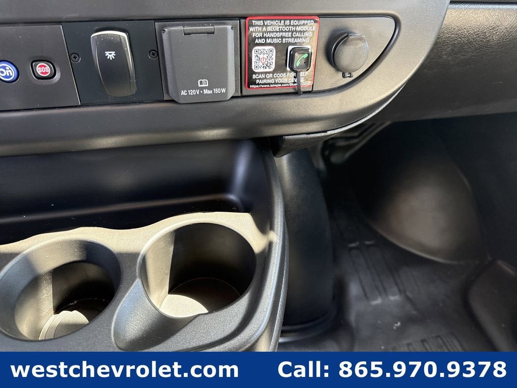 2025 Chevrolet Express Cutaway 3500 1WT