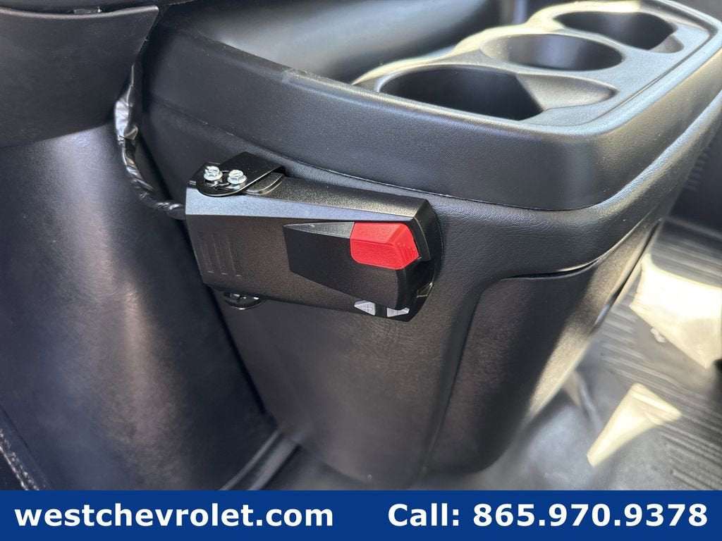 2025 Chevrolet Express Cutaway 3500 1WT