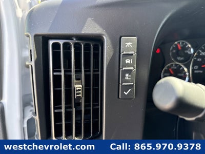 2025 Chevrolet Express Cutaway 3500 1WT