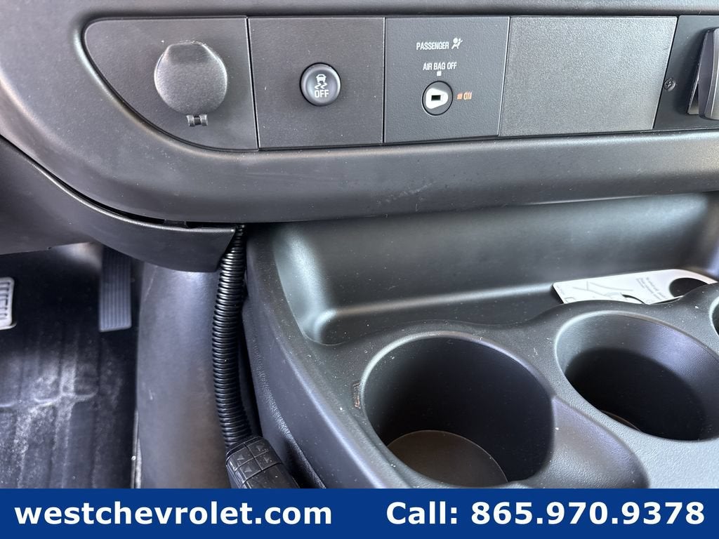 2026 Chevrolet Express Cutaway 3500 1WT