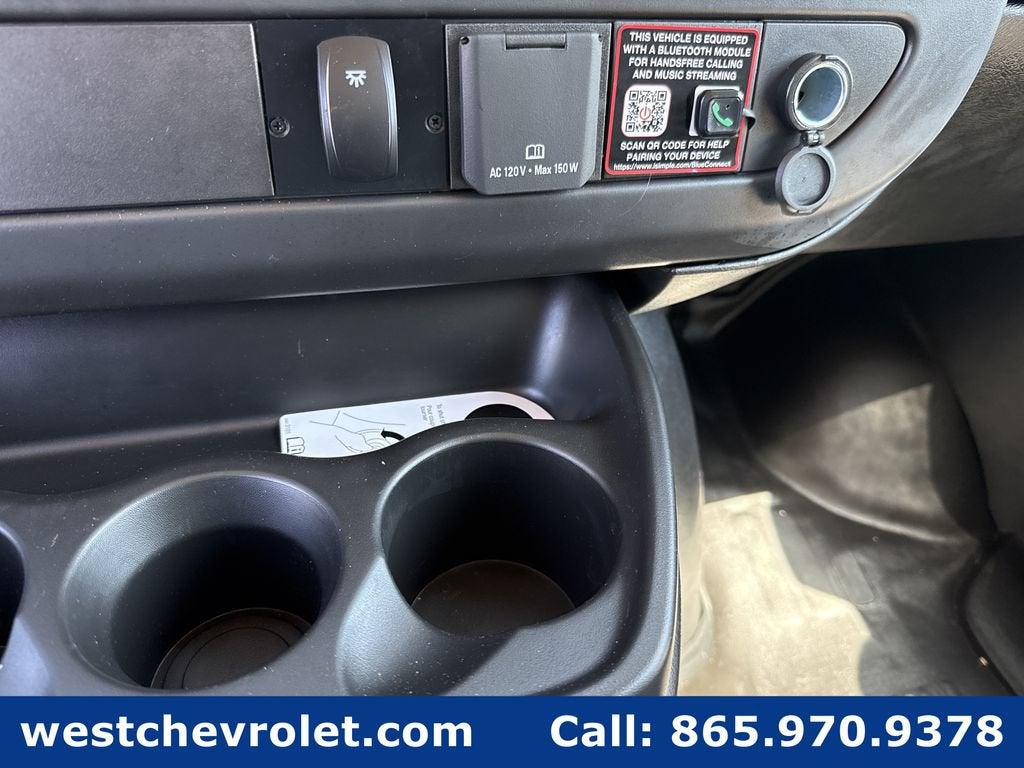 2026 Chevrolet Express Cutaway 3500 1WT