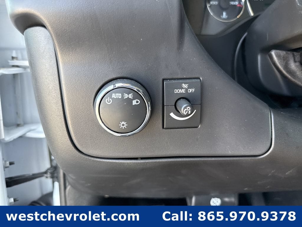 2026 Chevrolet Express Cutaway 3500 1WT