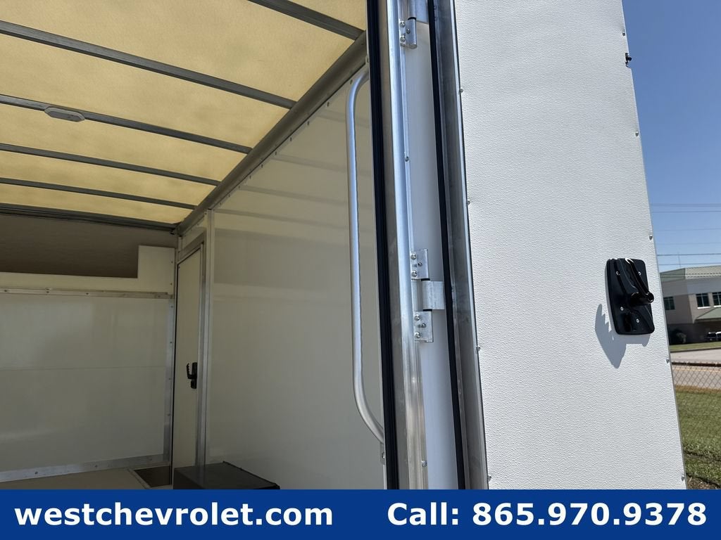 2026 Chevrolet Express Cutaway 3500 1WT