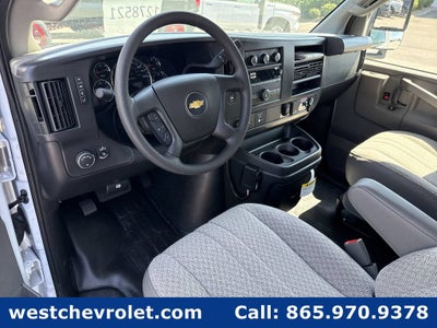 2026 Chevrolet Express Cutaway 3500 1WT