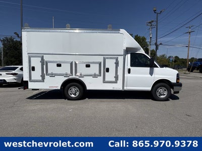 2026 Chevrolet Express Cutaway 3500 1WT