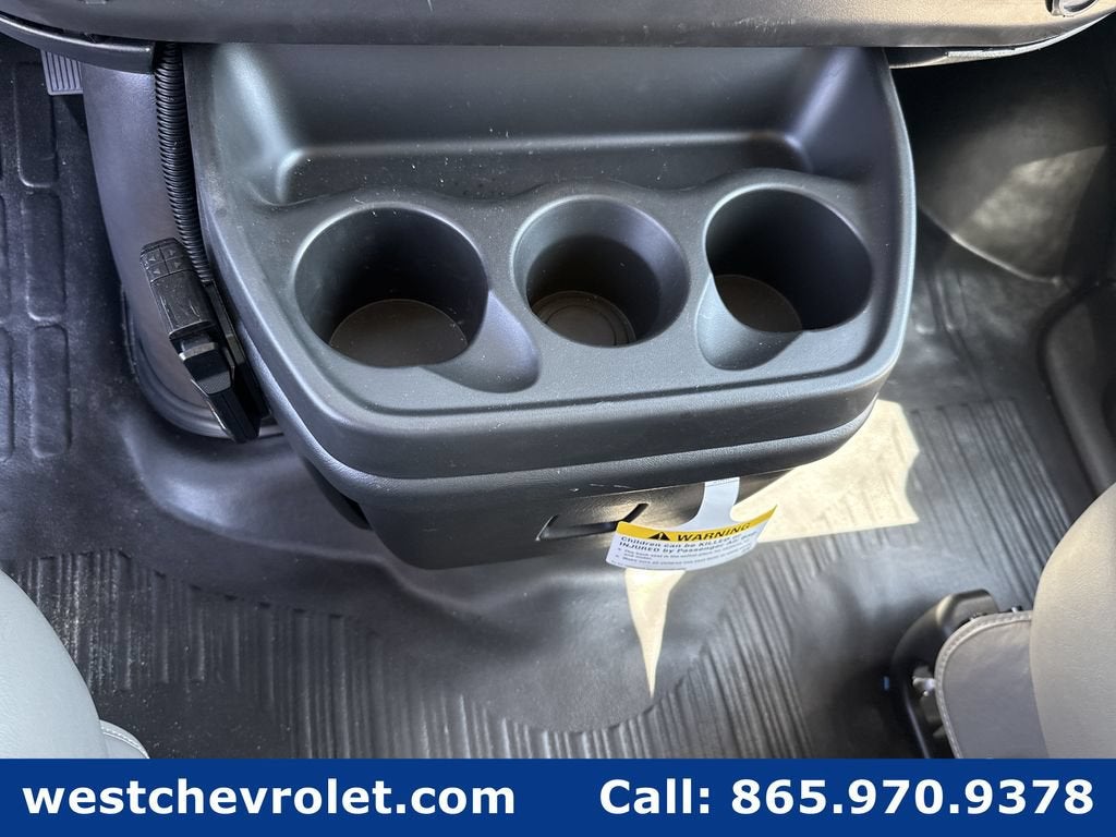 2026 Chevrolet Express Cutaway 3500 1WT