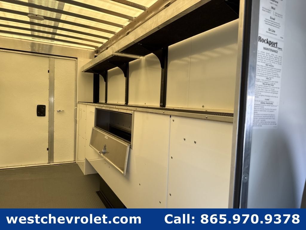 2026 Chevrolet Express Cutaway 3500 1WT