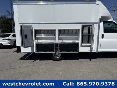 2026 Chevrolet Express Cutaway 3500 1WT