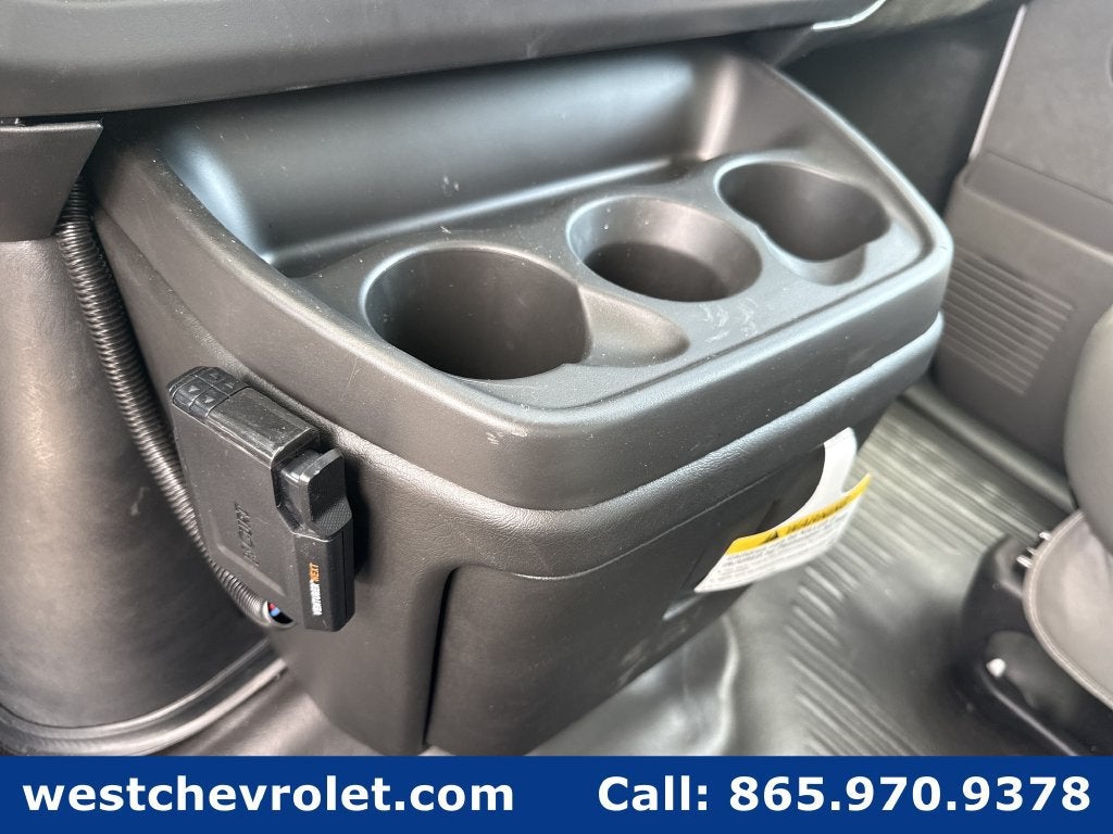 2026 Chevrolet Express Cutaway 3500 1WT