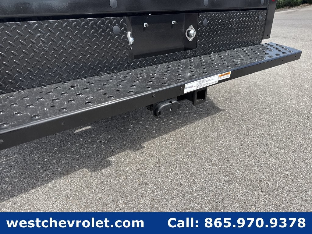 2026 Chevrolet Express Cutaway 3500 1WT