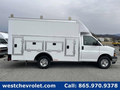 2025 Chevrolet Express Cutaway 3500 1WT