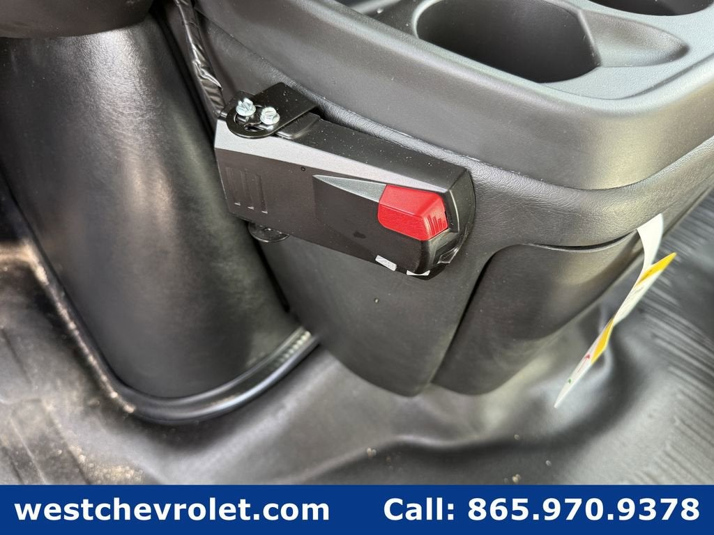 2025 Chevrolet Express Cutaway 3500 1WT