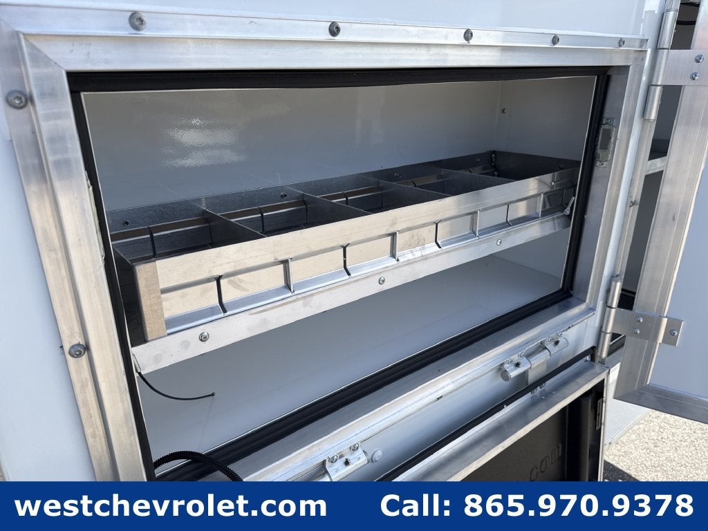 2026 Chevrolet Express Cutaway 3500 1WT