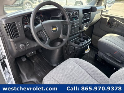 2026 Chevrolet Express Cutaway 3500 1WT