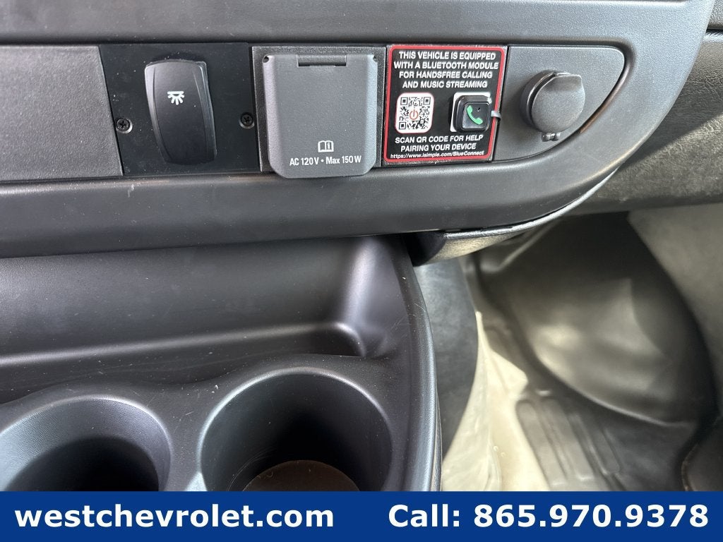 2026 Chevrolet Express Cutaway 3500 1WT