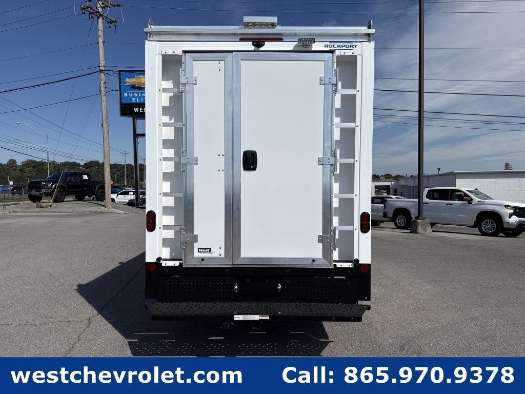 2026 Chevrolet Express Cutaway 3500 1WT
