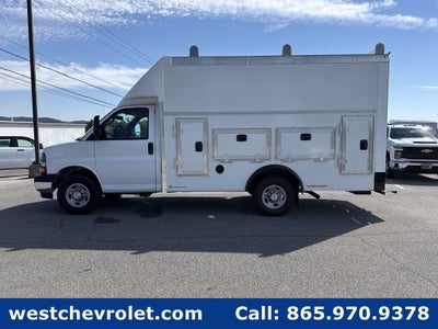 2026 Chevrolet Express Cutaway 3500 1WT