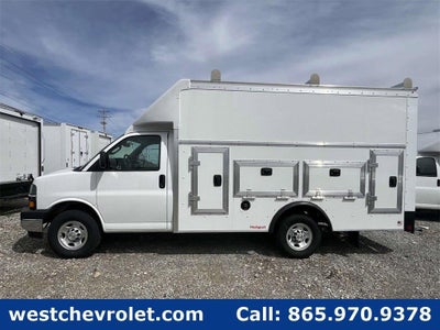 2025 Chevrolet Express Cutaway 3500 1WT